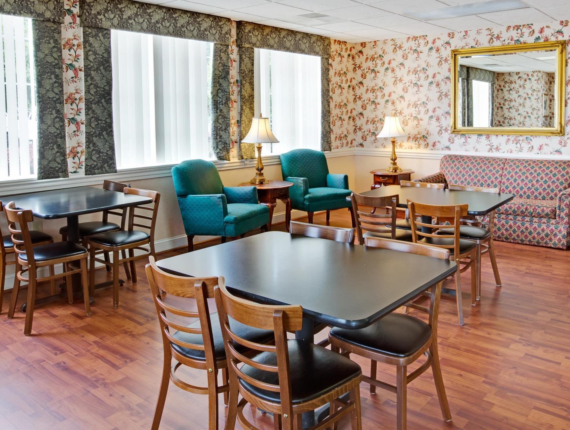 Super 8 By Wyndham Salisbury Hotel Kültér fotó